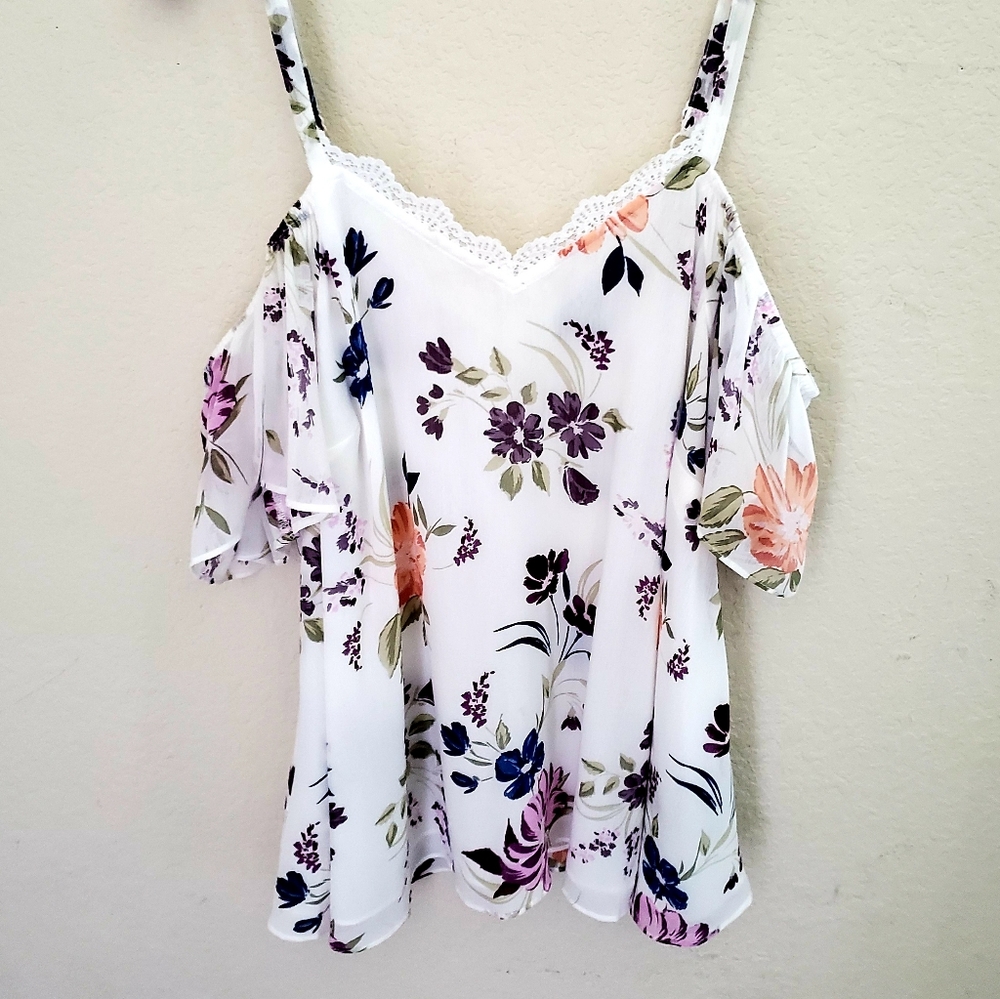 Torrid White Cream Ruffled Blouse - Picture 5 of 8